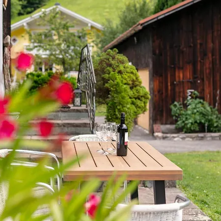 Buehelhus Holiday home *